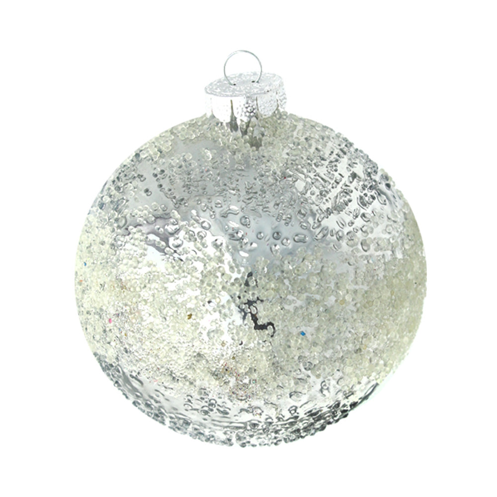 Enhanced with delicate microbeads, the outside dimpling of our Silver Beaded Round offers the illusion of a flowing liquid finish.