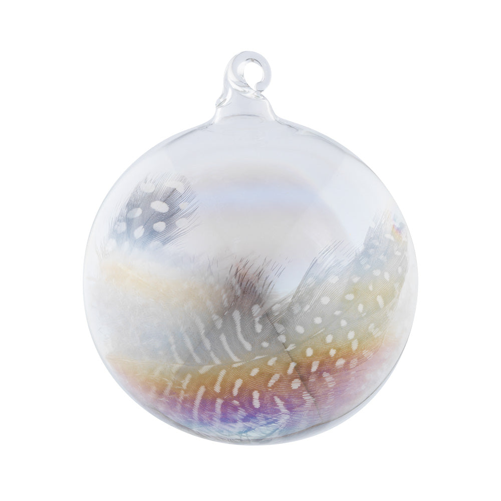 This iridescent glass round features a flock full of feathers to give this round an outdoorsy touch.