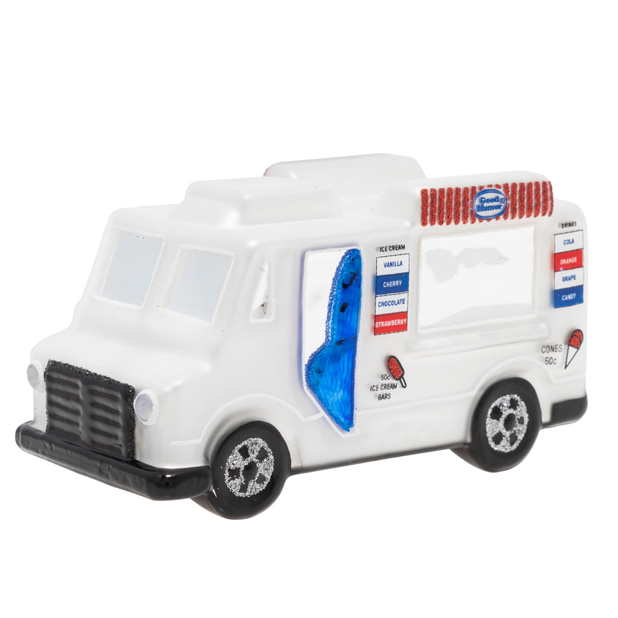 Reminisce the good old days of childhood and serve up holiday sweetness with our officially licensed Good Humor glass ornament, the original ice cream truck.