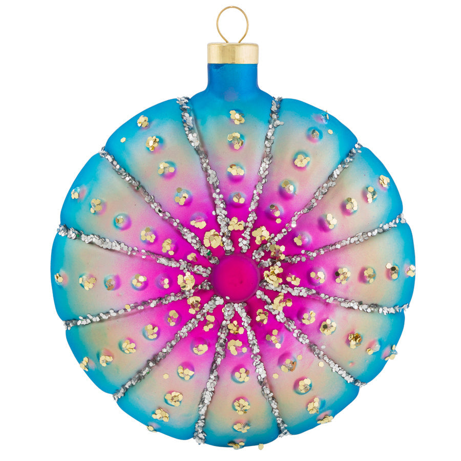 With glitter like a disco ball and bright ombré colors, this sea urchin is sure to attract all the fish in the sea!