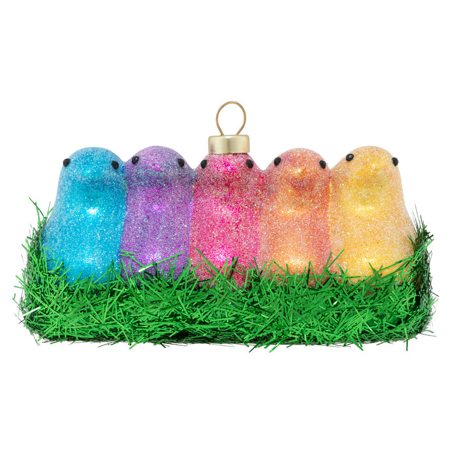 Party of five! A whole crew of PEEPS® chicks cozy up in a rainbow of candy-colored hues.